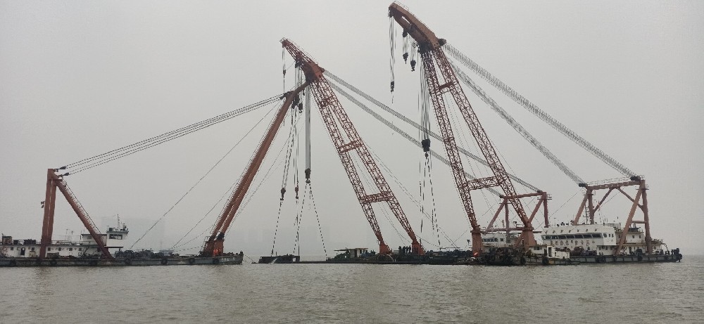 澤運(yùn)駁010打撈