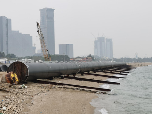 廈門(mén)前浦污水排海工程首節(jié)大口徑沉管順利擺放到位