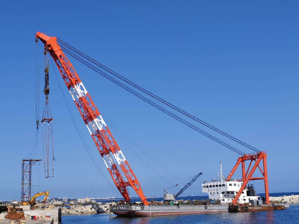 “秦航69”助力揭陽(yáng)港前詹作業(yè)區(qū)通用碼頭一期工程建設(shè)