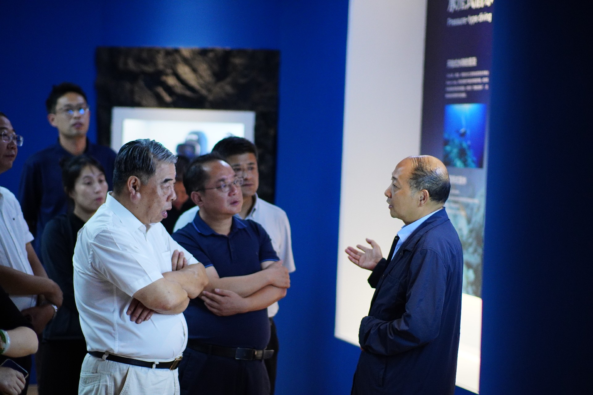 1757899620583627.jpg 1757899620583627.jpg